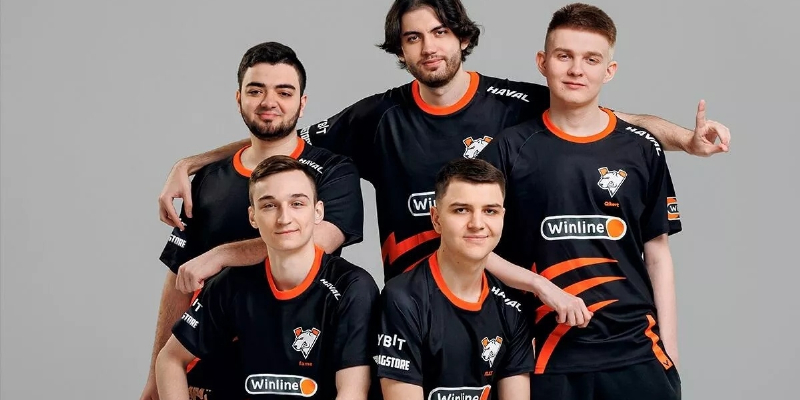 VP team photo old