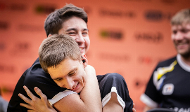 Passion UA триумфально выиграли Galaxy Battle Phase 1, совершив камбэк в финале против TNL