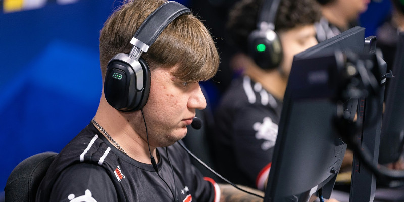 FaZe уверенно закрыли BC.Game в матче на выбывание на IEM Dallas благодаря феноменальной игре s1mple