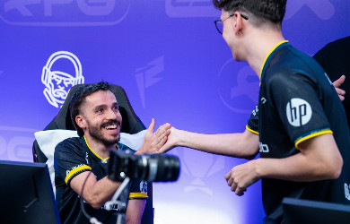 SAW вырвали победу у Complexity и вышли в полуфинал Fissure Playground 1