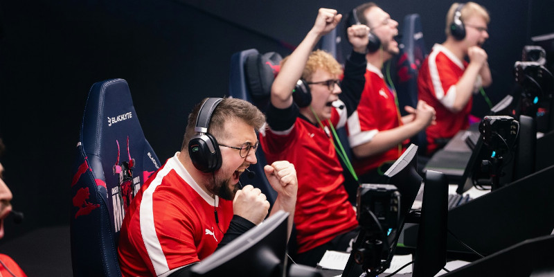 MOUZ выбили Spirit и вышли в полуфинал BLAST.tv Austin Major