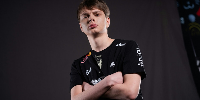 Falcons подписали молодого российского игрока kyousuke на замену Magisk