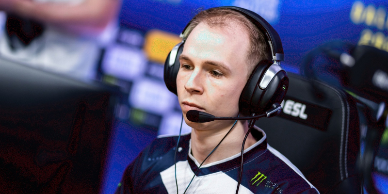 EliGE стал игроком Complexity