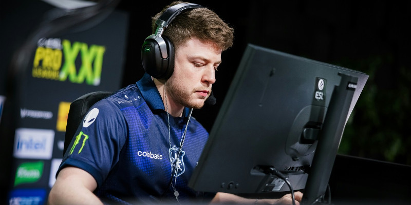 FlyQuest ведут переговоры о трансфере jks из Liquid — австралиец может заменить Liazz