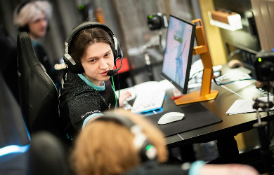 Astrum выиграли YaLLa Compass Contenders обыграв Passion UA в финале Astrum выиграли YaLLa Compass Contenders обыграв Passion UA в финале