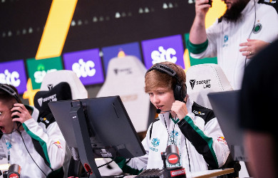 Falcons уверенно обыграли Vitality и заняли третье место на Esports World Cup 2025 Falcons уверенно обыграли Vitality и заняли третье место на Esports World Cup 2025