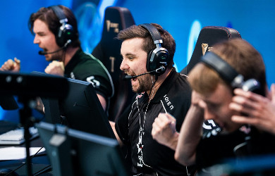 Astralis выходят в полуфинал, уверенно закрыв Lynn Vision