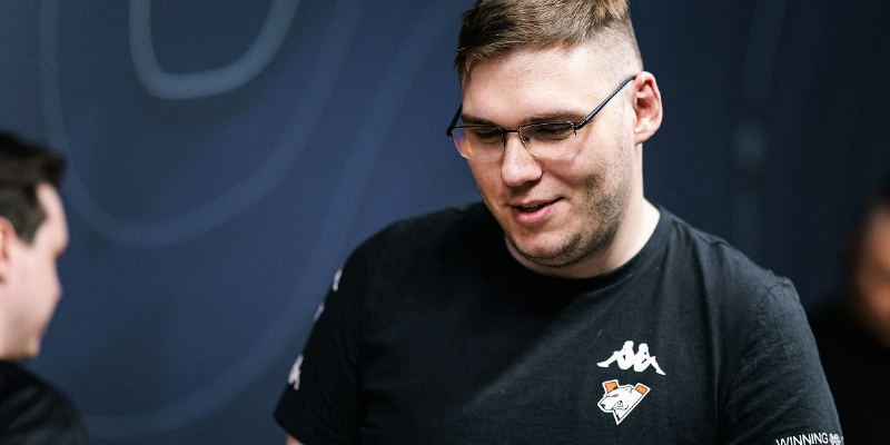 Virtus.pro расстаются с тренером PASHANOJ после неудачи на IEM Melbourne