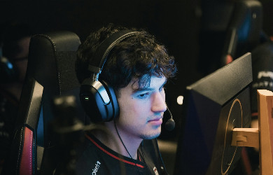 RED Canids перевели reNTU в основной состав