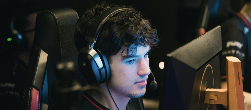 RED Canids перевели reNTU в основной состав