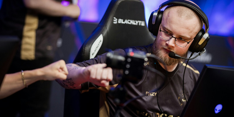 Wildcard отправили phzy и stanislaw в запас — главные перестановки в составе за год