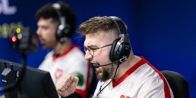 MOUZ вышли в полуфинал IEM Dallas, обыграв Falcons со счётом 2:0