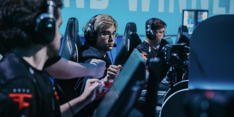 FaZe выступят на HLC Belgrade PRO