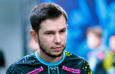 Сергей «lmbt» Бежанов покинул пост тренера Inner Circle Сергей «lmbt» Бежанов покинул пост тренера Inner Circle
