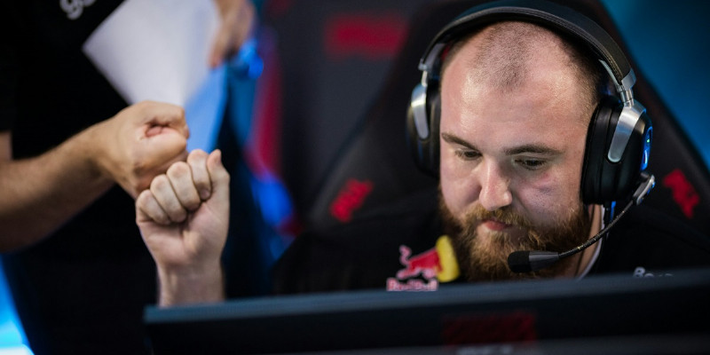Spirit без шансов обыграли Astralis: уверенный выход в плей-офф PGL Astana
